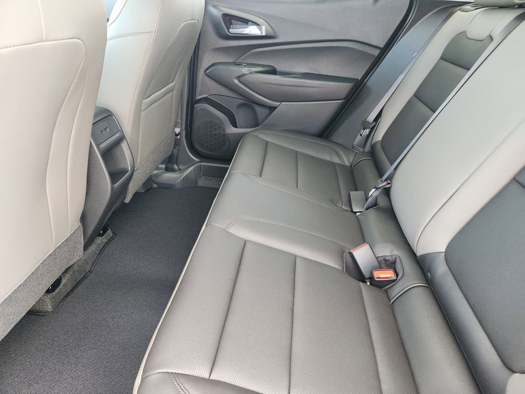 New 2026 Chevrolet Trax ACTIV w/ Sunroof Package FWD image 19