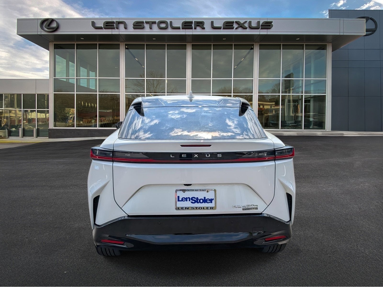 Used 2023 Lexus RZ 450e Premium w/ Accessory Package (2T) AWD/4WD image 4