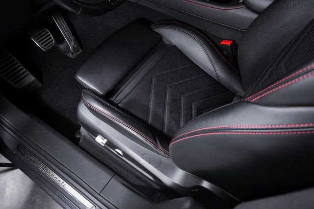 Used 2023 Maserati Grecale Modena image 20