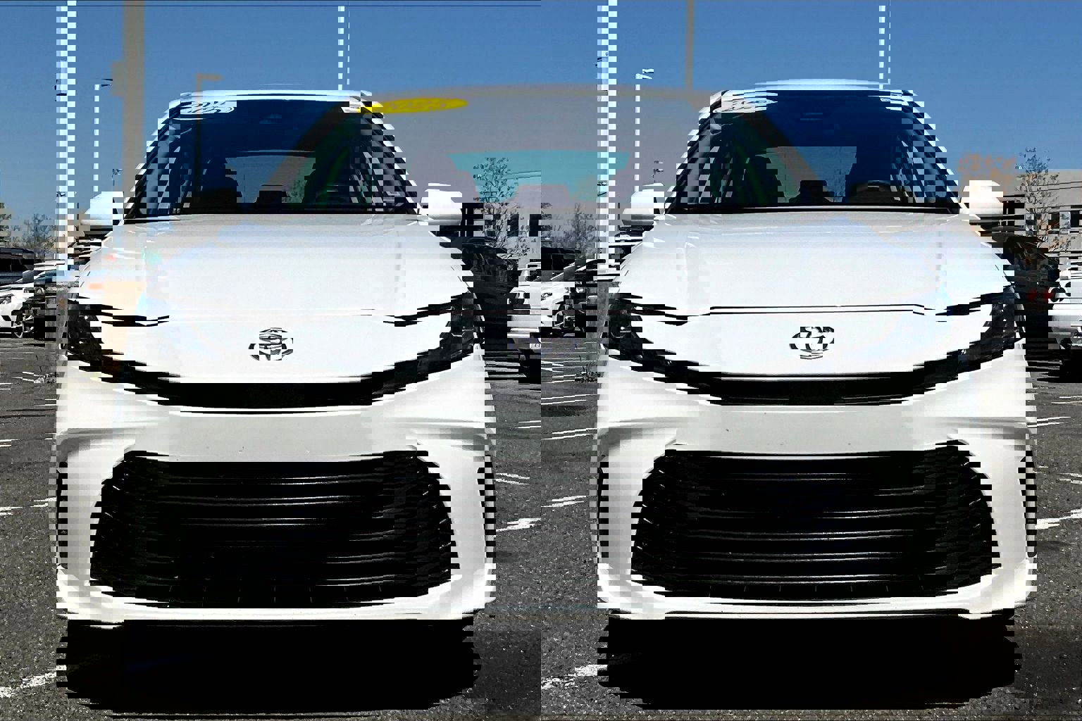 Used 2025 Toyota Camry LE FWD image 3