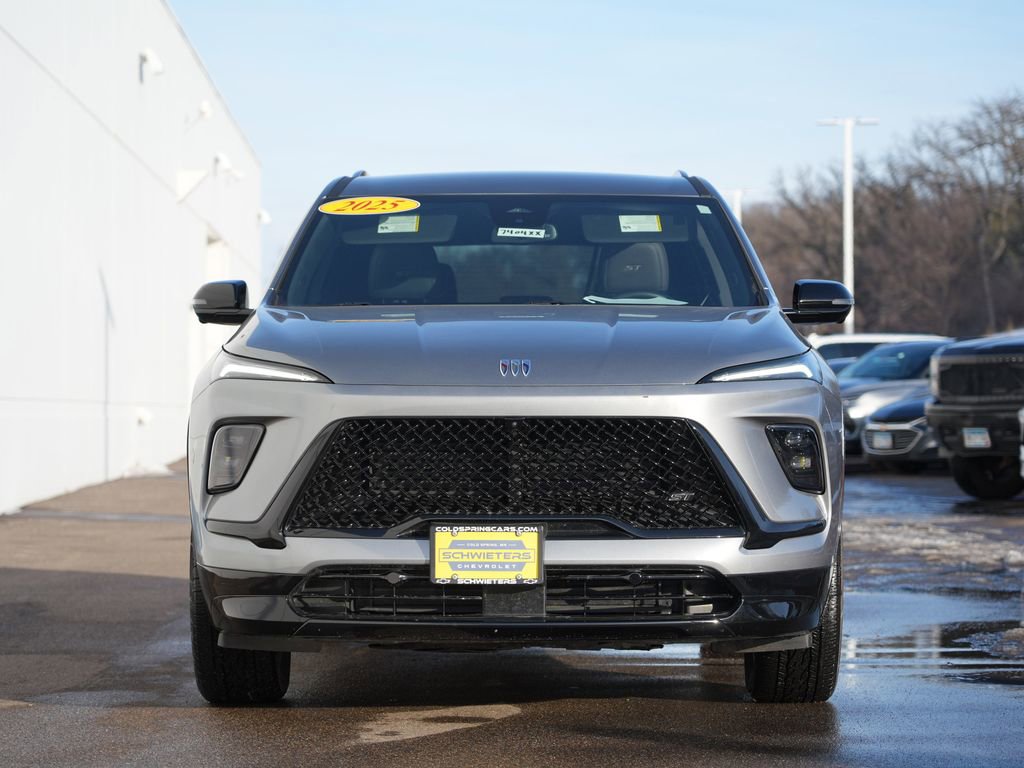 Used 2025 Buick Enclave Sport Touring image 8