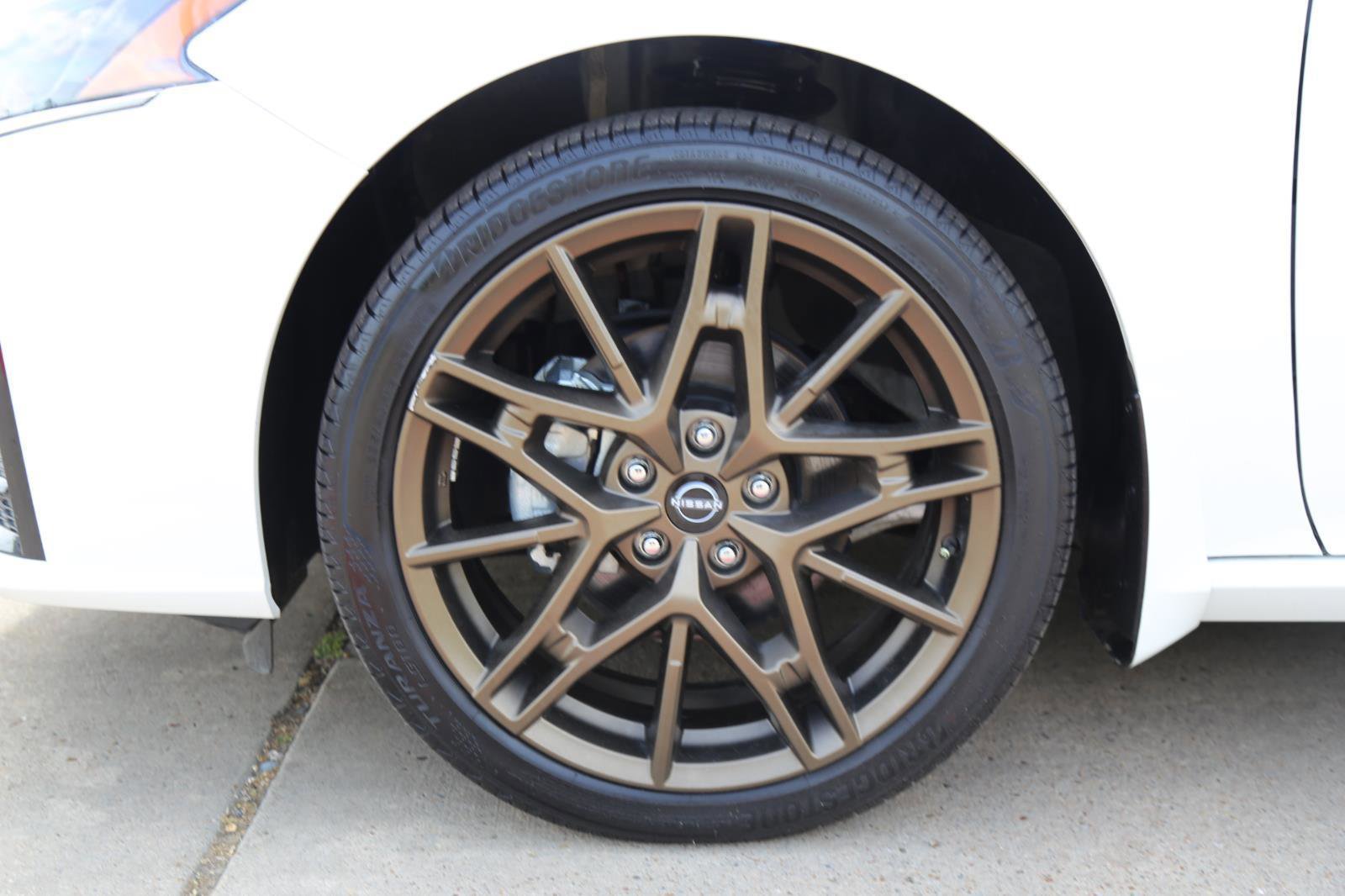 Used 2025 Nissan Altima 2.5 SR FWD image 8