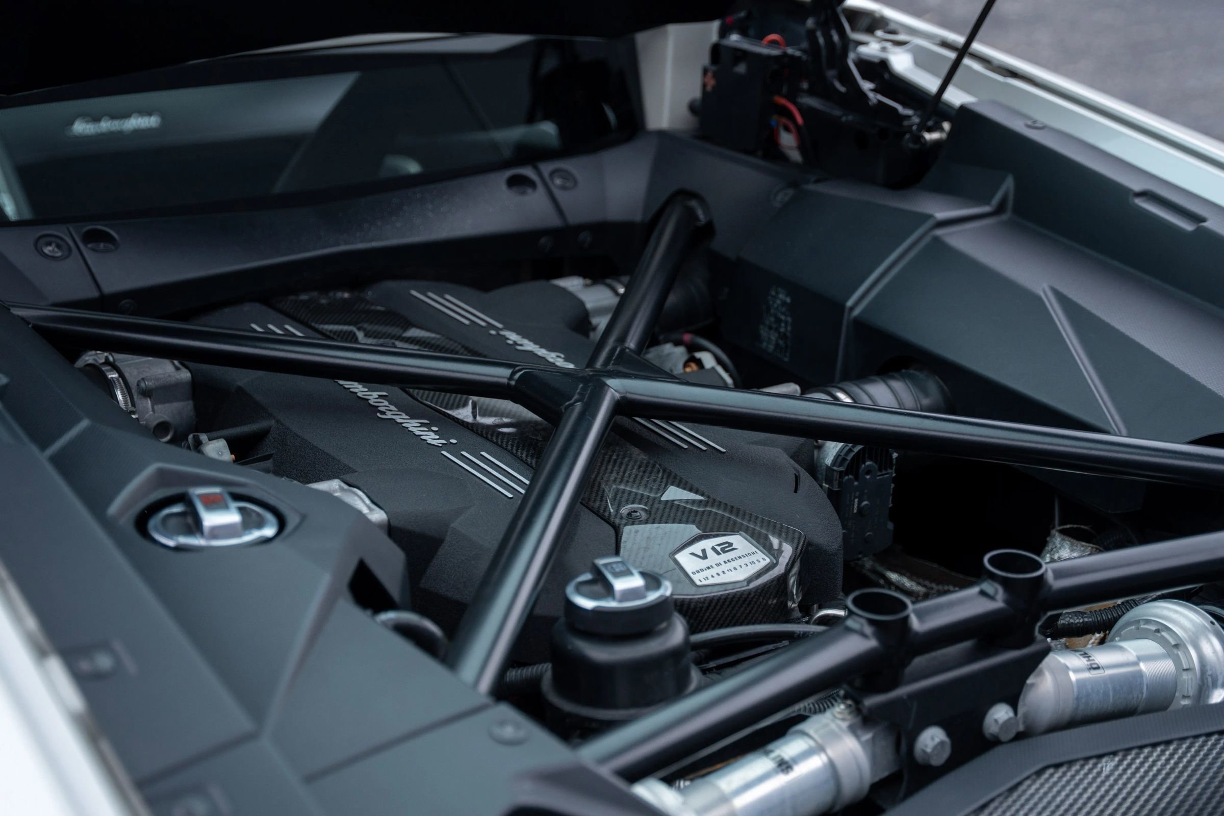 Used 2013 Lamborghini Aventador LP 700-4 image 13