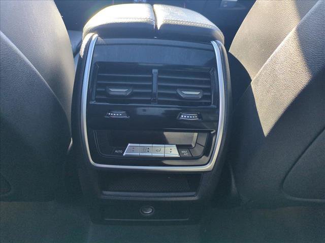 Used 2019 BMW X5 xDrive40i w/ Convenience Package AWD/4WD image 18