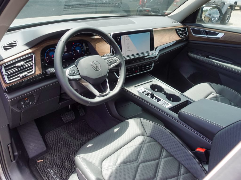New 2026 Volkswagen Atlas SE FWD image 12