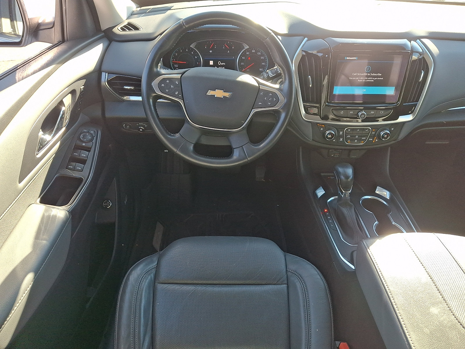 Used 2021 Chevrolet Traverse Premier AWD/4WD image 12