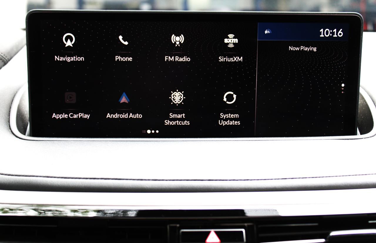Used 2024 Acura MDX FWD w/ Technology Package image 17