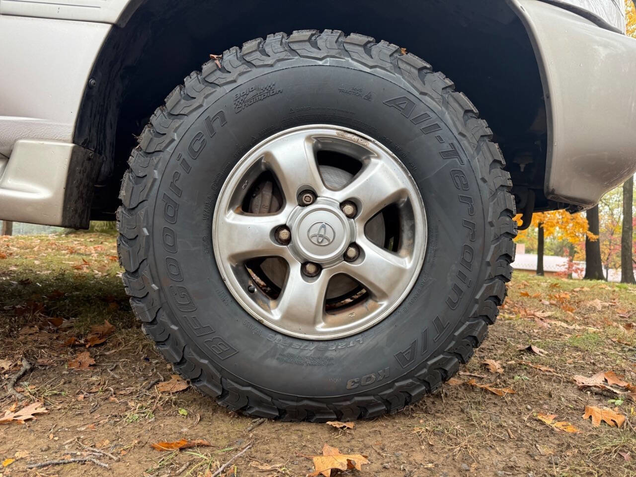 Used 2002 Toyota Land Cruiser image 60