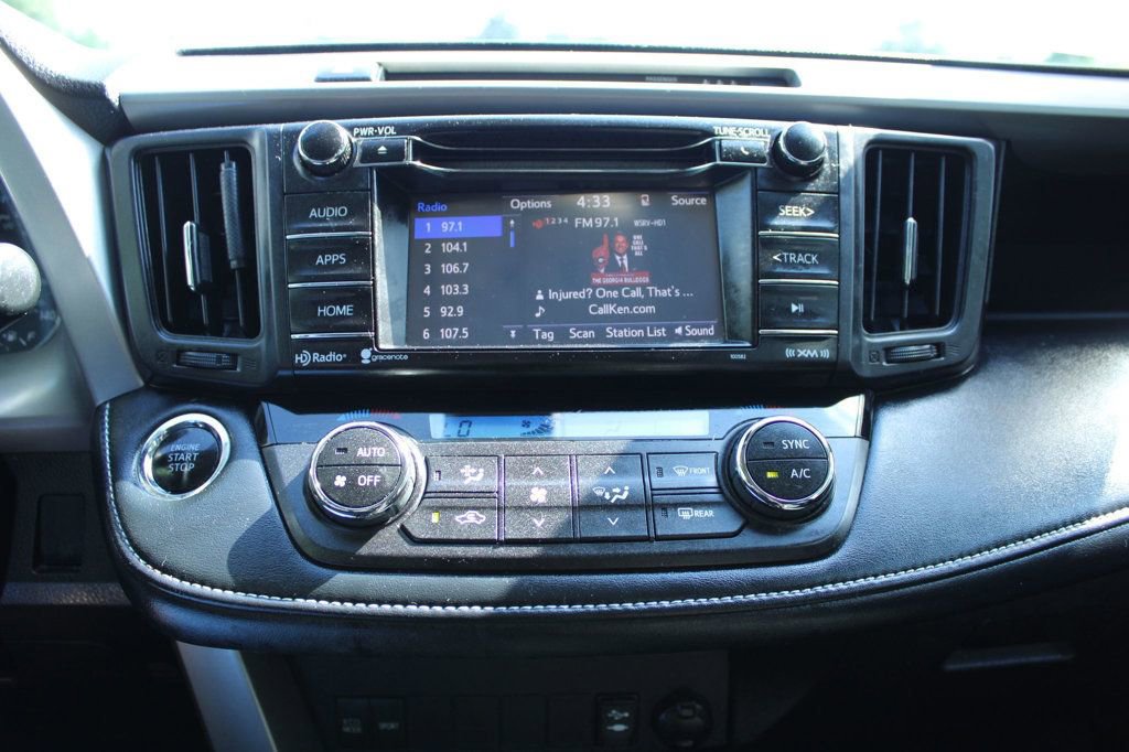 Used 2018 Toyota RAV4 XLE FWD image 16