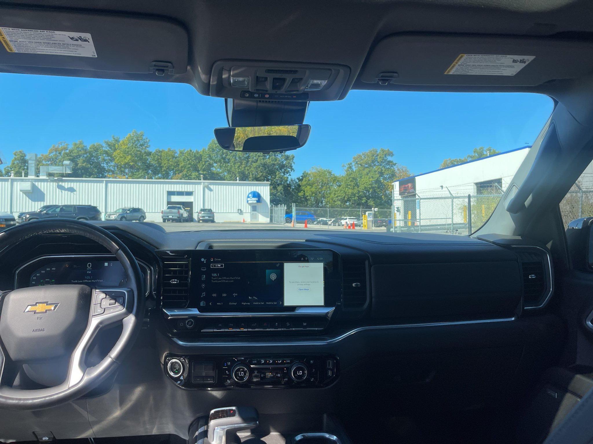 Used 2022 Chevrolet Silverado 1500 LTZ w/ LTZ Premium Package AWD/4WD image 21