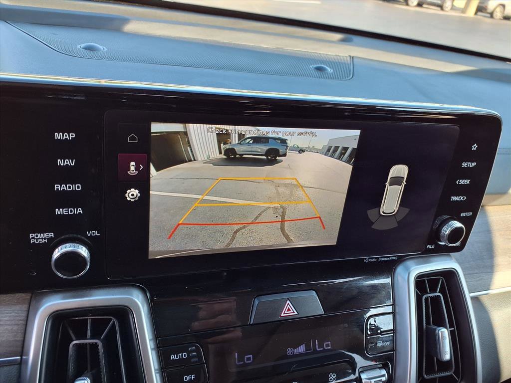 Used 2022 Kia Sorento EX w/ Panoramic Sunroof Package image 5