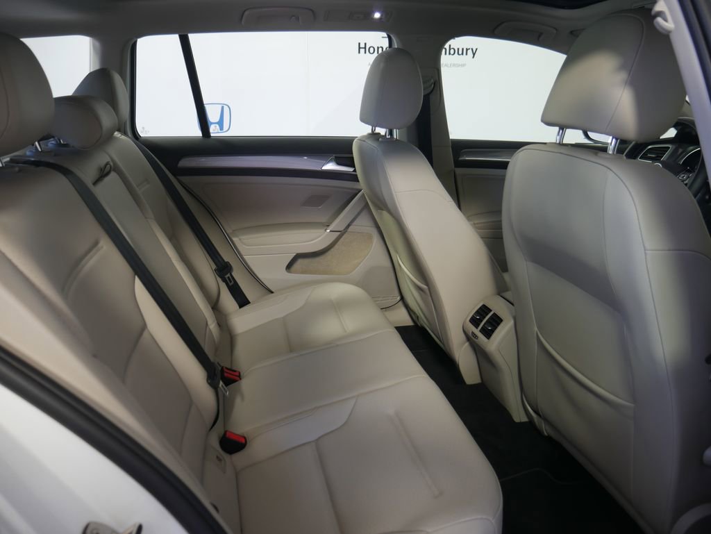 Used 2019 Volkswagen Golf Alltrack S AWD/4WD image 8