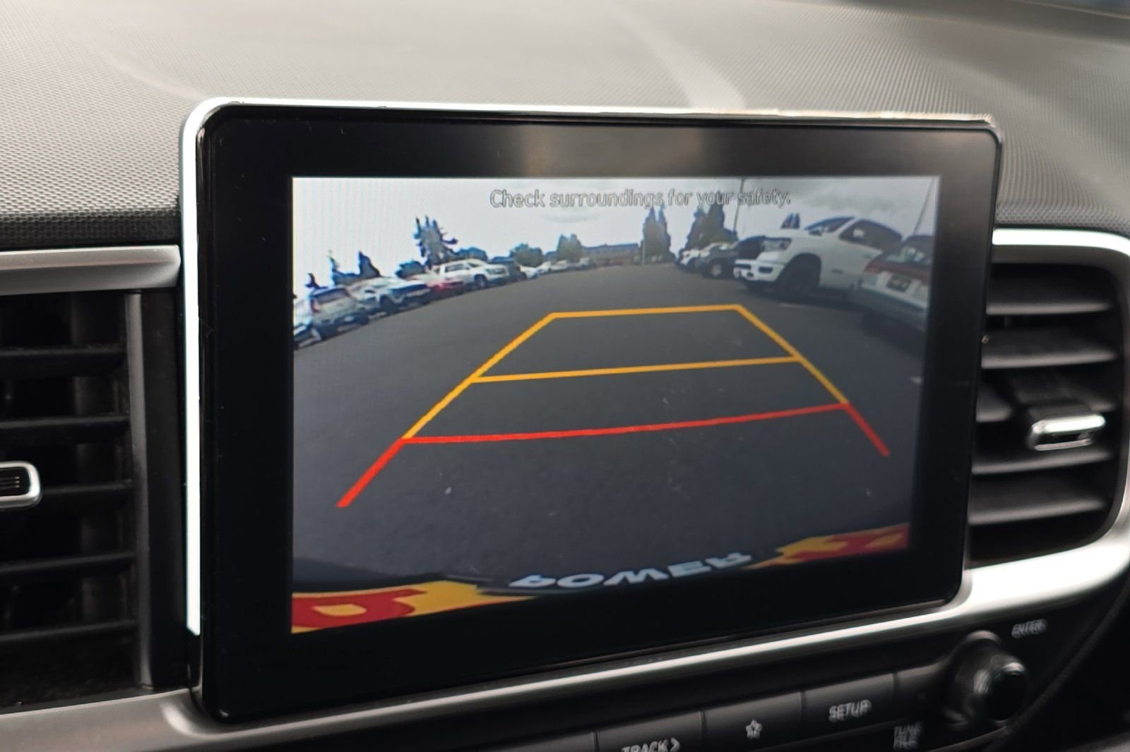 Used 2021 Hyundai Venue SE FWD image 19