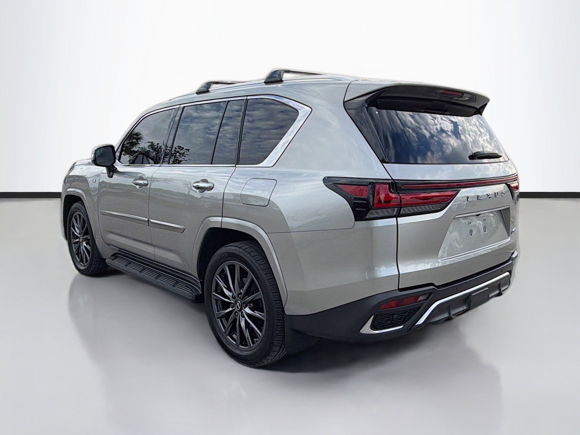 Used 2023 Lexus LX 600 F Sport w/ Accessory Package (A2) image 3