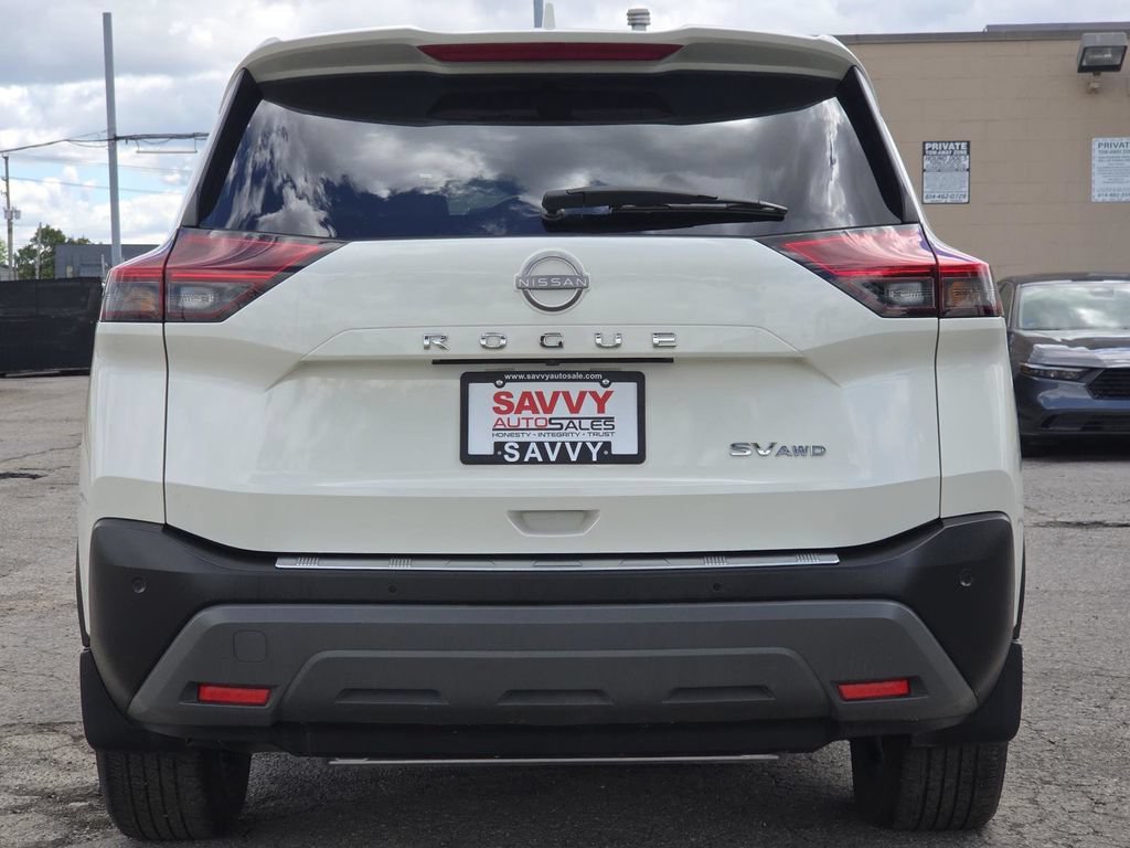 Used 2023 Nissan Rogue SV AWD/4WD image 14