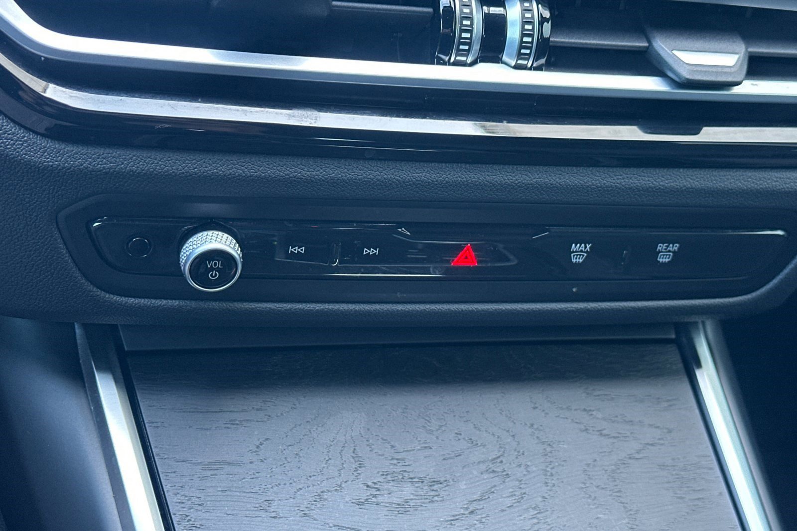 Used 2023 BMW i4 eDrive35 image 26