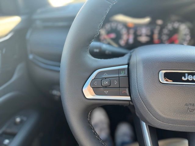 New 2026 Jeep Compass Limited image 25