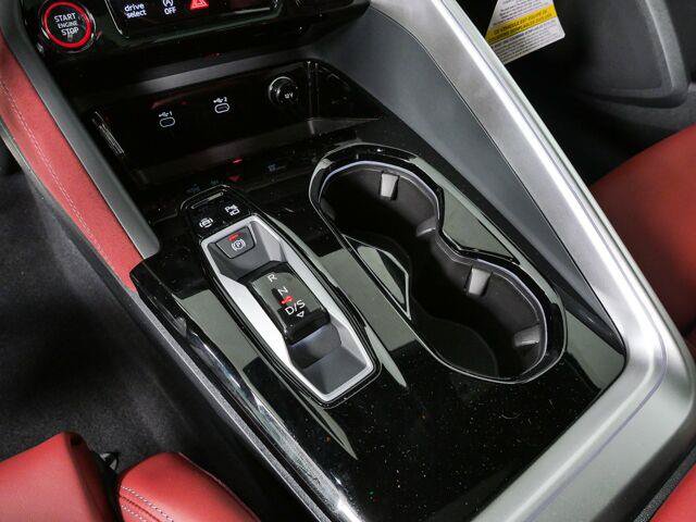 New 2026 Audi SQ5 Prestige AWD/4WD image 32