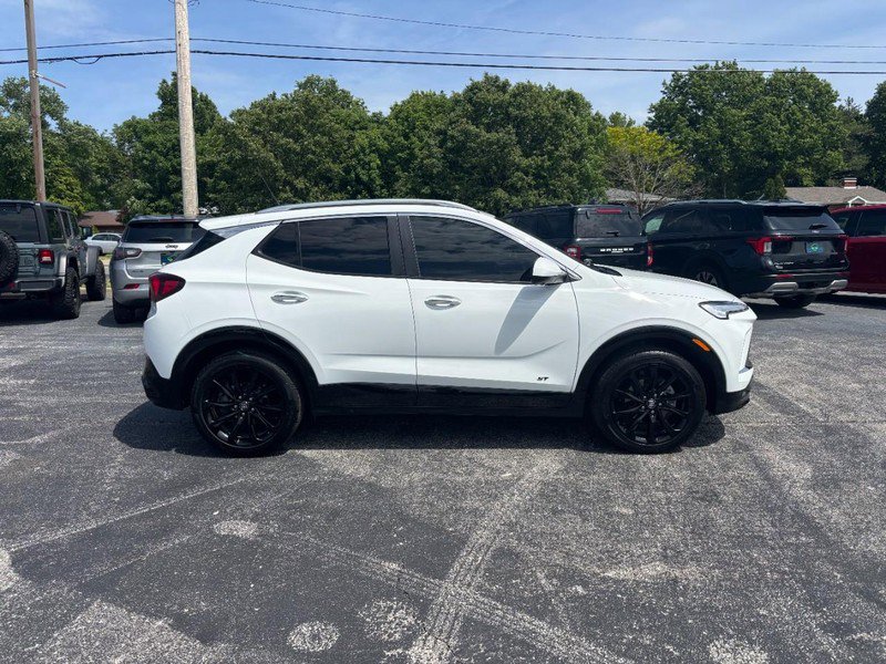 Certified 2025 Buick Encore GX Sport Touring w/ Experience Buick Package AWD/4WD image 6