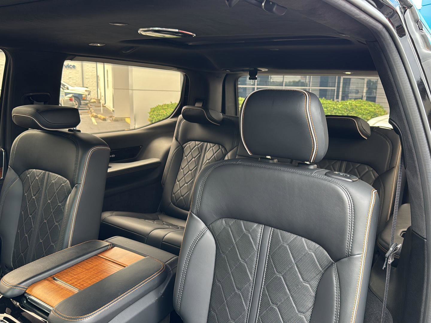 Used 2022 Jeep Grand Wagoneer Series III w/ Rear Seat Video Group 1 image 29