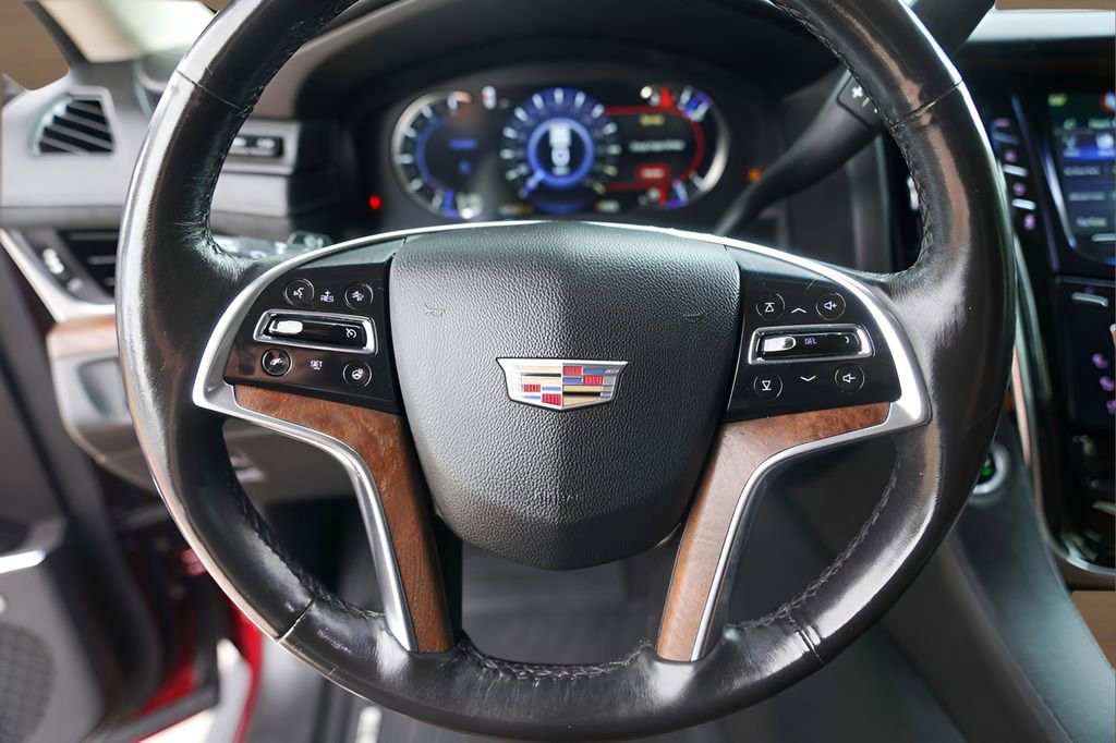 Used 2018 Cadillac Escalade ESV Premium Luxury AWD/4WD image 13
