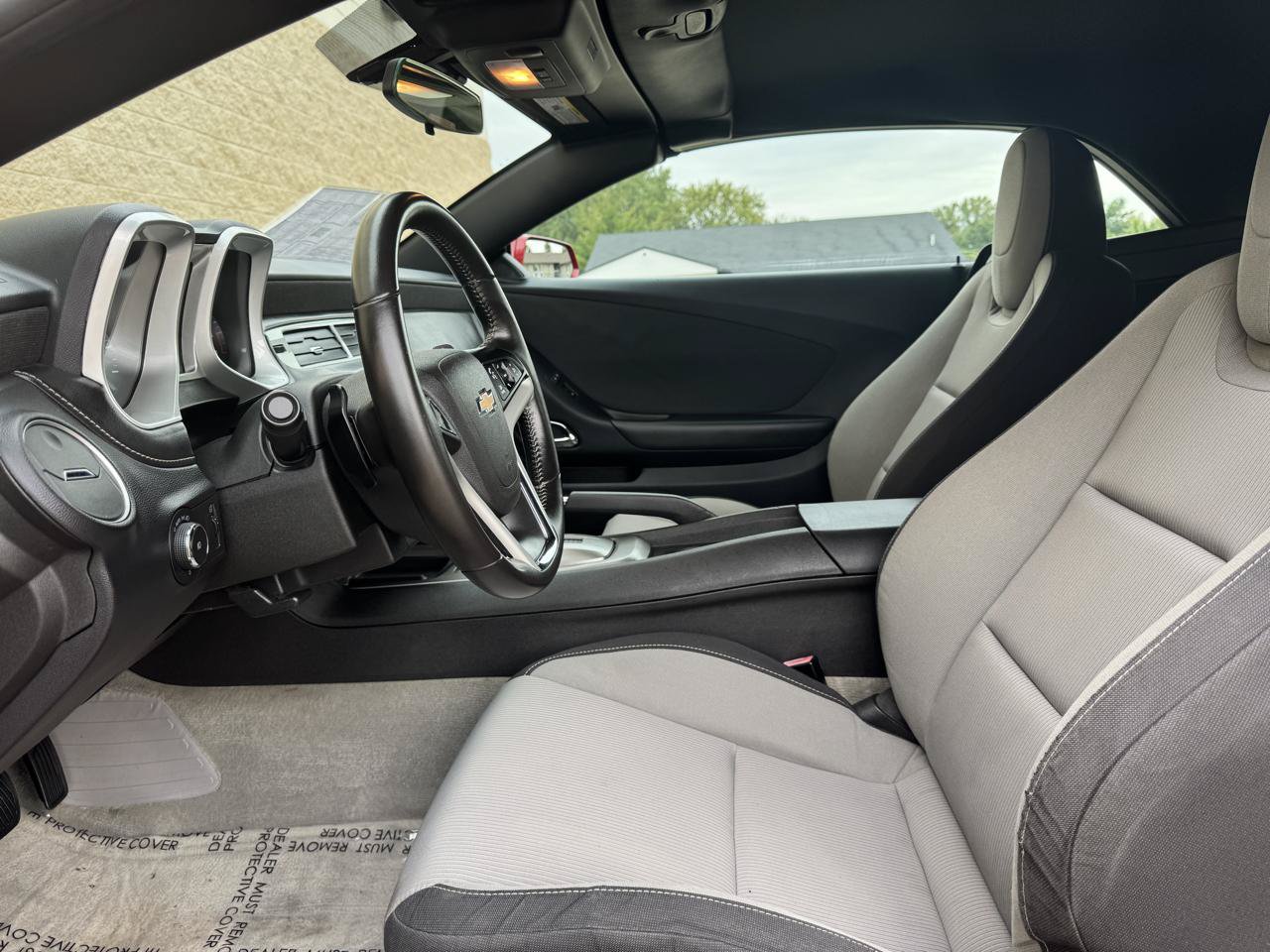 Used 2015 Chevrolet Camaro LT RWD image 25