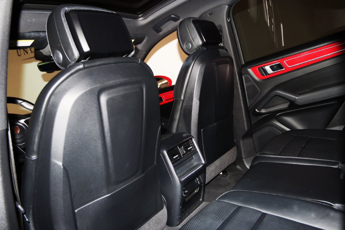 Used 2022 Porsche Cayenne Platinum Edition AWD/4WD image 64