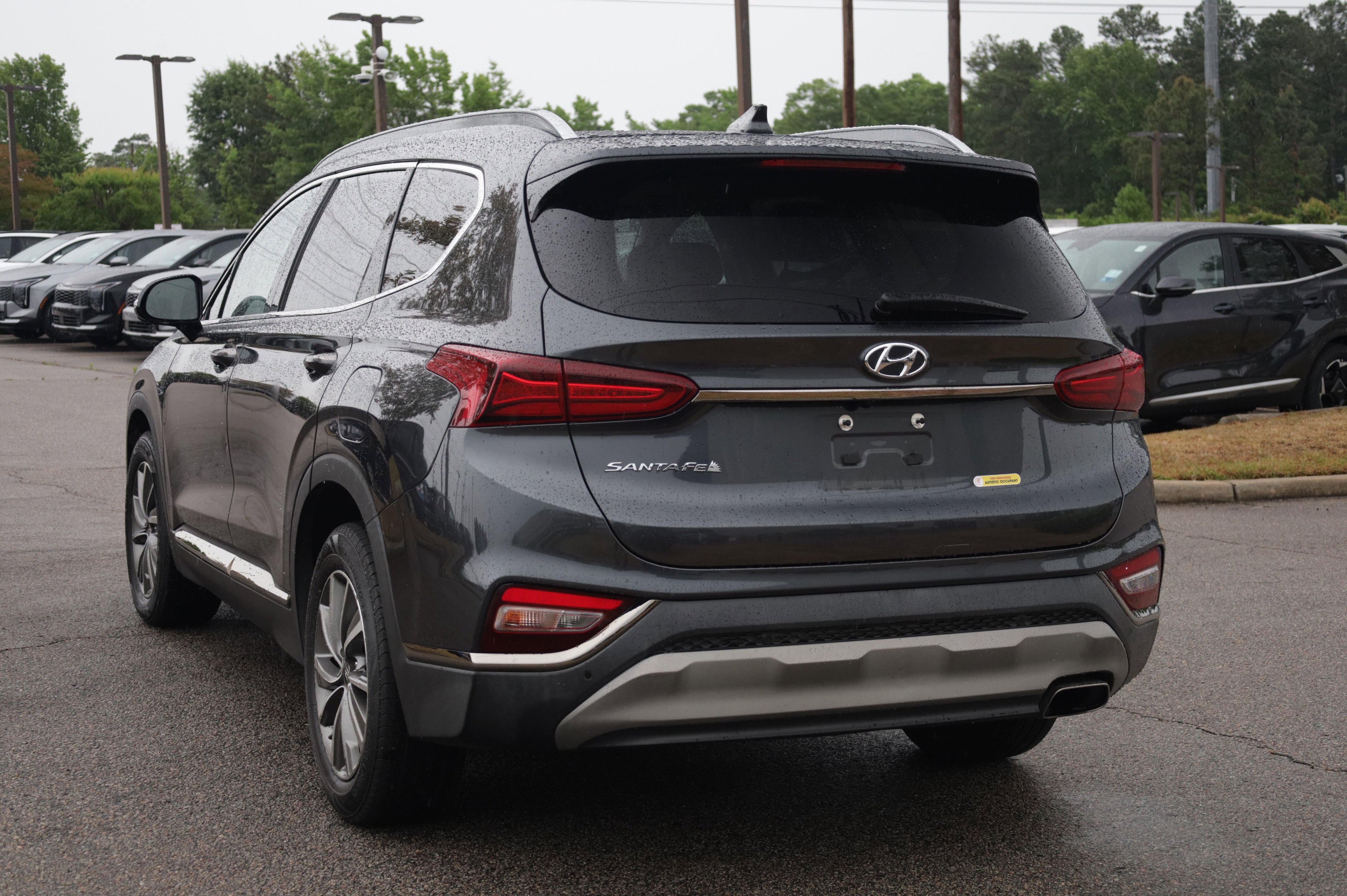 Used 2020 Hyundai Santa Fe Limited FWD image 3