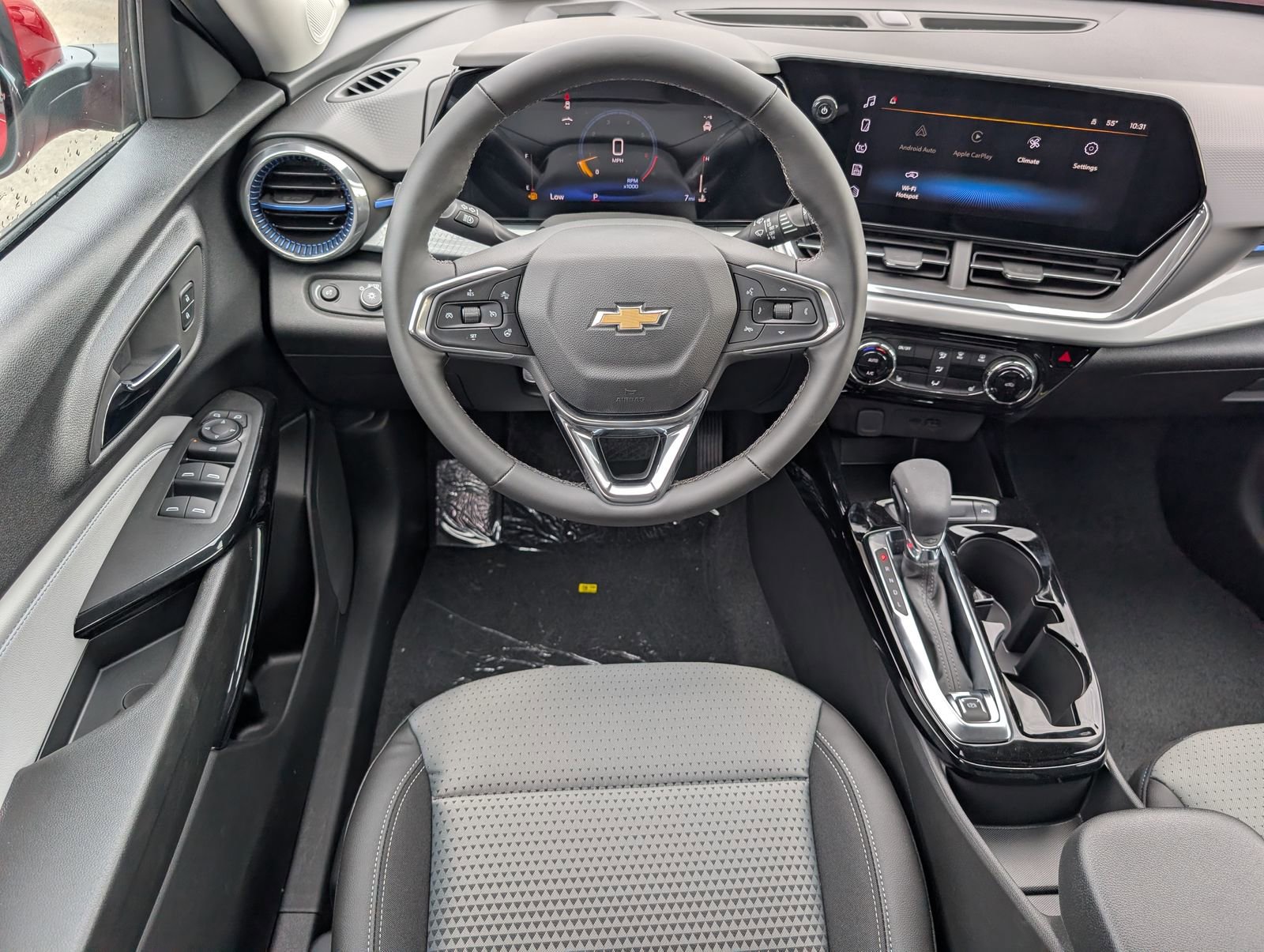 New 2026 Chevrolet Trax LT w/ Driver Confidence Package image 9