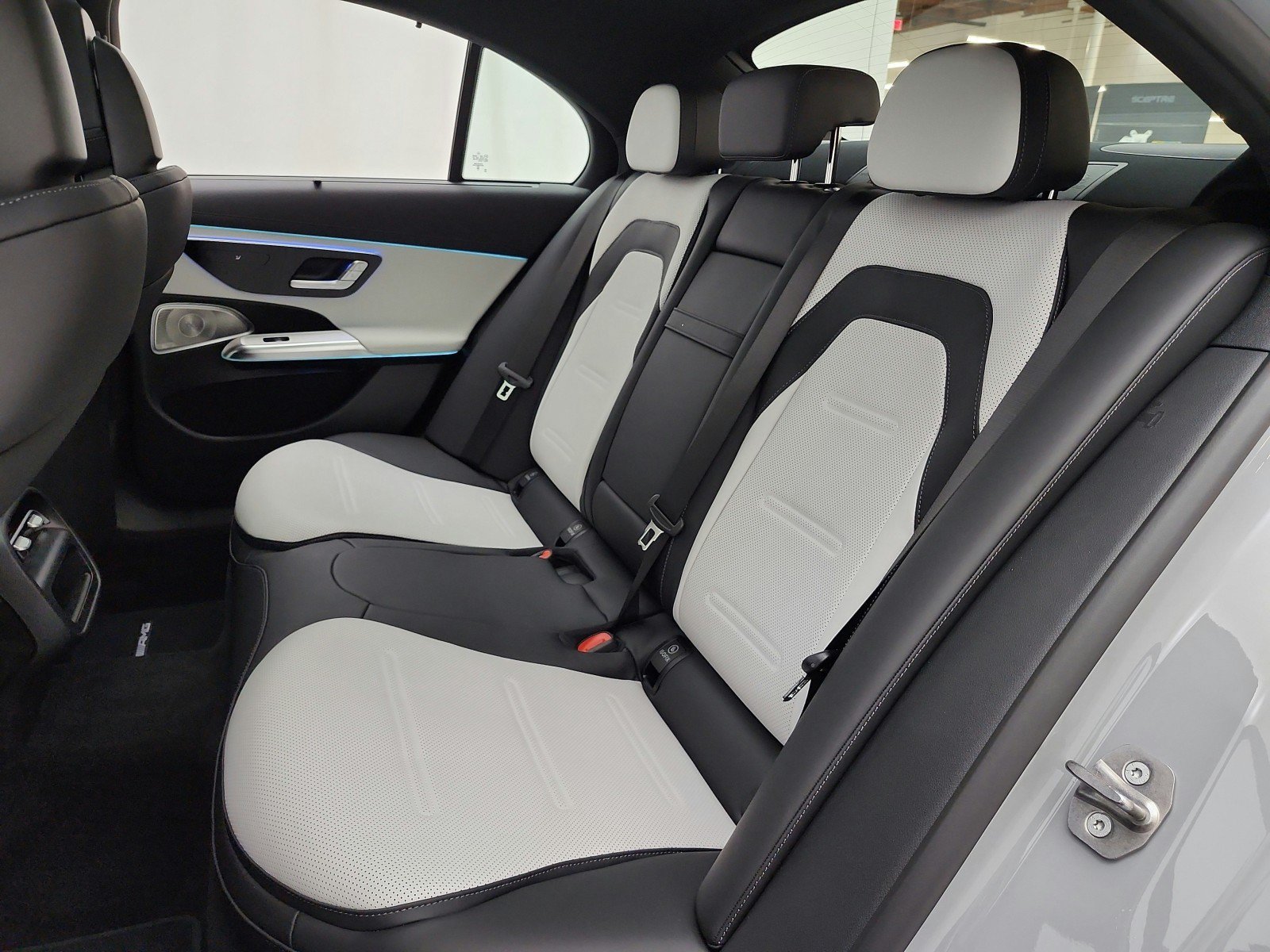 New 2027 Mercedes-Benz E 53 AMG e 4MATIC Sedan image 11