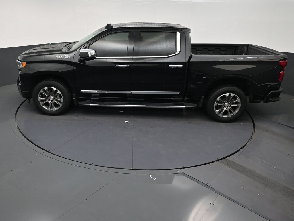 Used 2024 Chevrolet Silverado 1500 High Country RWD image 13