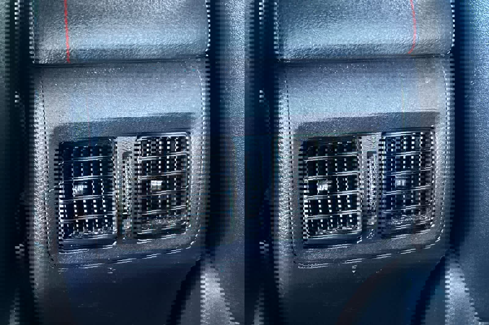 Used 2015 Toyota Camry XSE w/ Advanced Technology Package image 14