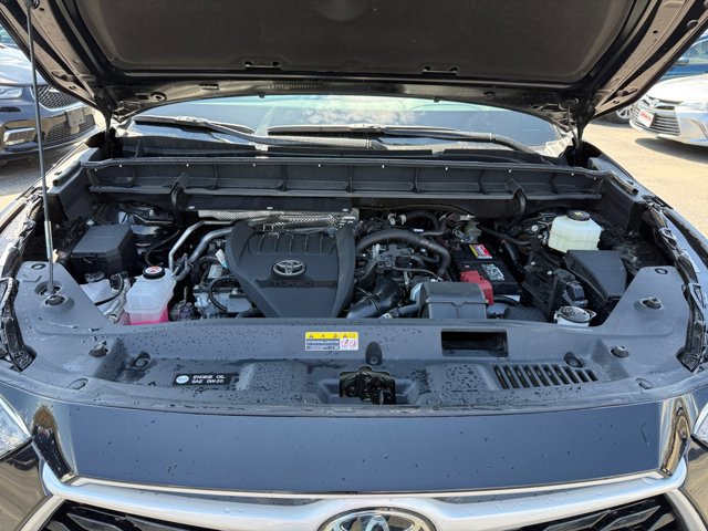 Used 2023 Toyota Highlander XLE AWD/4WD image 38