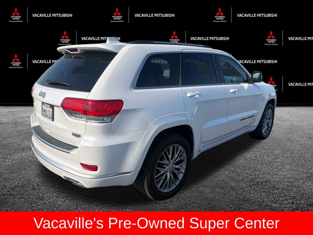 Used 2017 Jeep Grand Cherokee Summit AWD/4WD image 5