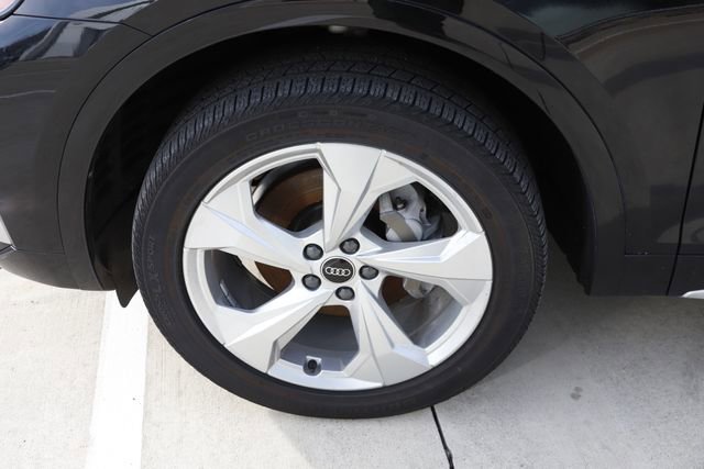 Used 2023 Audi Q5 2.0T Premium Plus w/ Premium Plus Package image 12