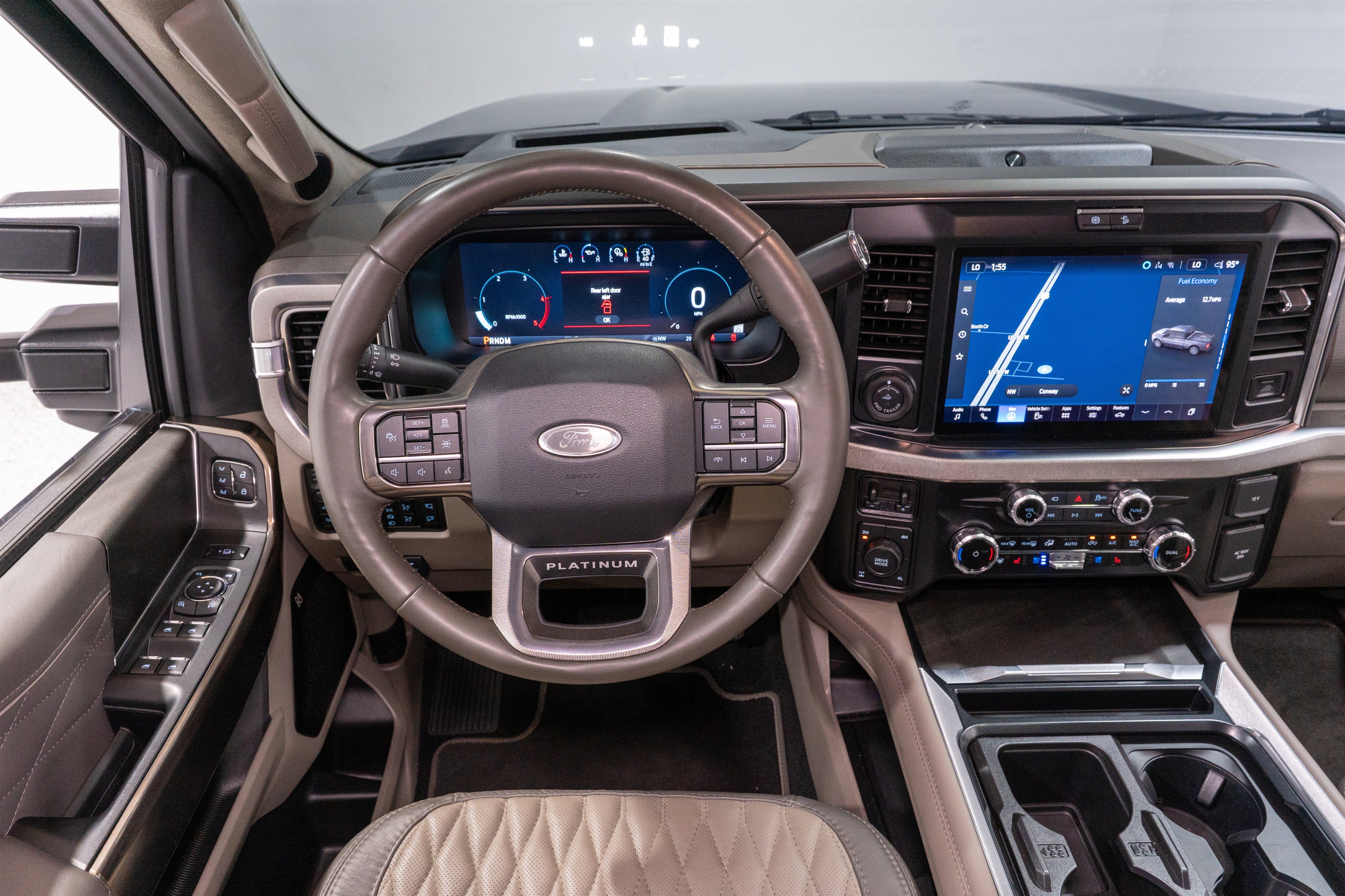 Used 2026 Ford F250 Platinum w/ Platinum Plus Package AWD/4WD image 13