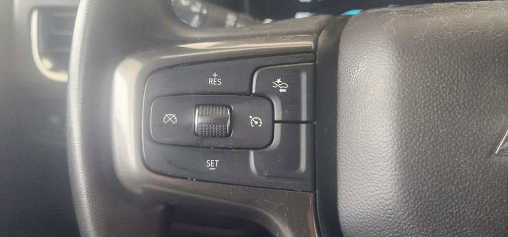 Used 2024 Chevrolet Suburban RST RWD image 30