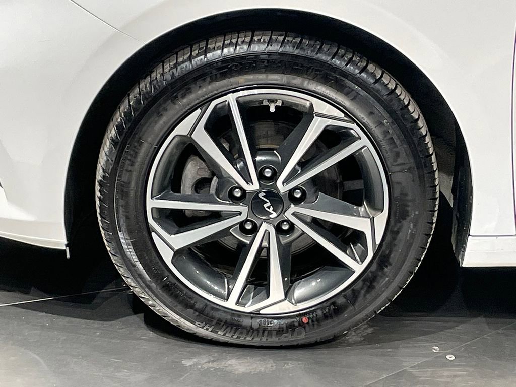 Used 2023 Kia Forte LXS image 16