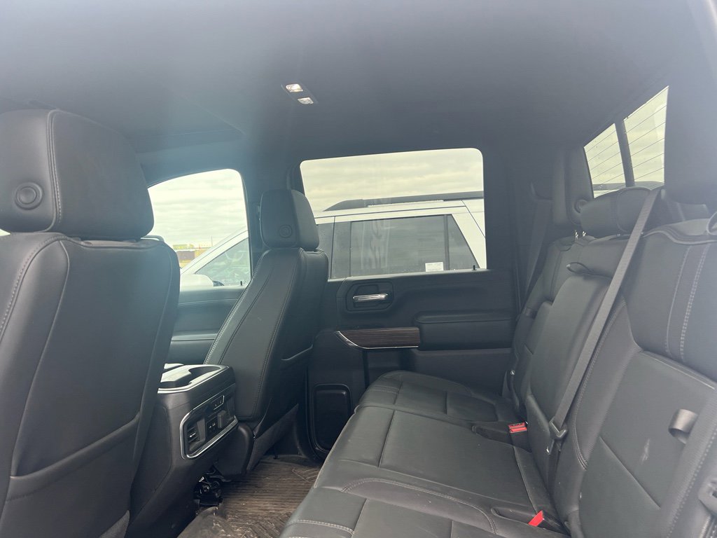 Used 2023 Chevrolet Silverado 3500 High Country w/ Z71 Off-Road Package AWD/4WD image 6