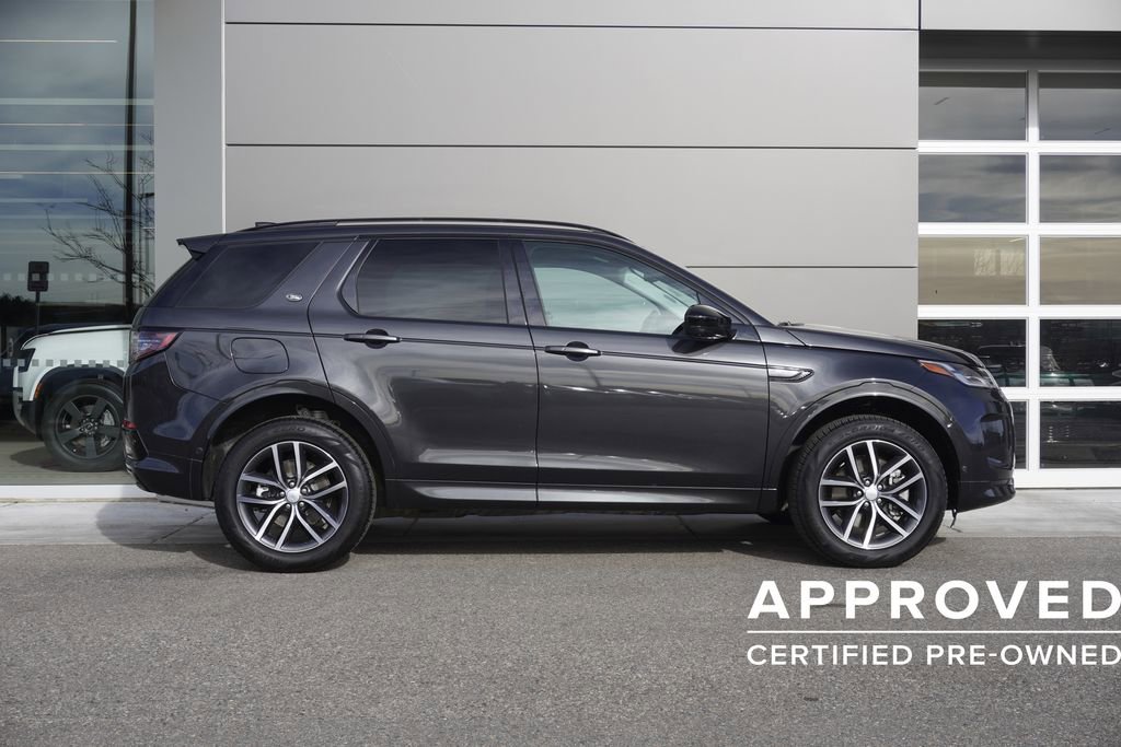 Used 2025 Land Rover Discovery Sport S image 7