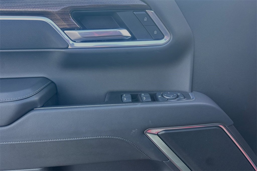 New 2025 Chevrolet Silverado 1500 LT w/ LPO, Dark Essentials Package image 12