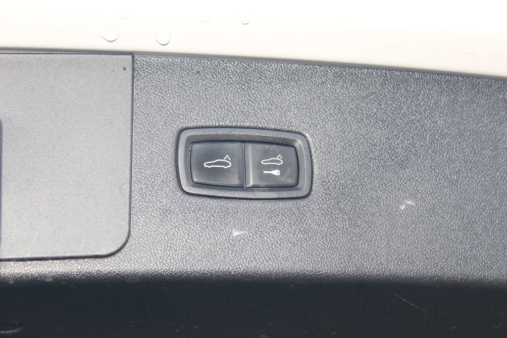 Used 2021 Porsche Cayenne GTS AWD/4WD image 9