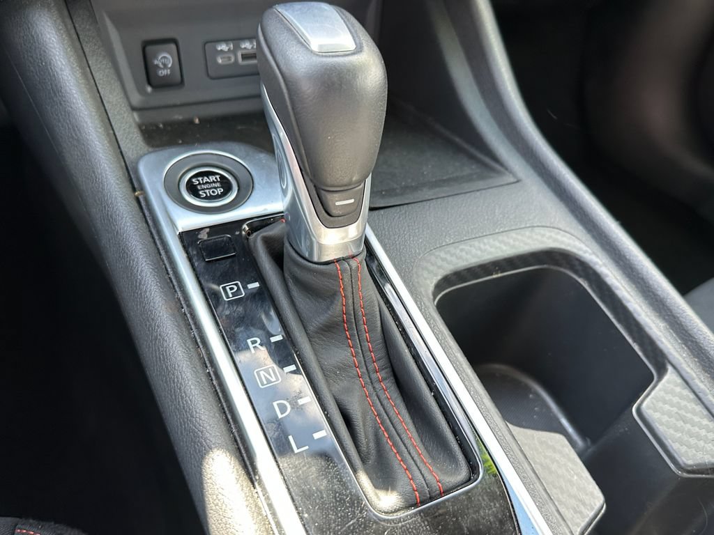 Used 2025 Nissan Sentra SR FWD image 30