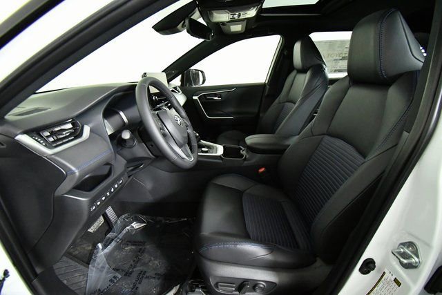 New 2025 Toyota RAV4 XSE w/ Advanced Technology Package image 5