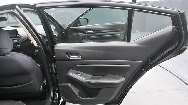 Used 2020 Nissan Altima 2.5 S FWD image 14