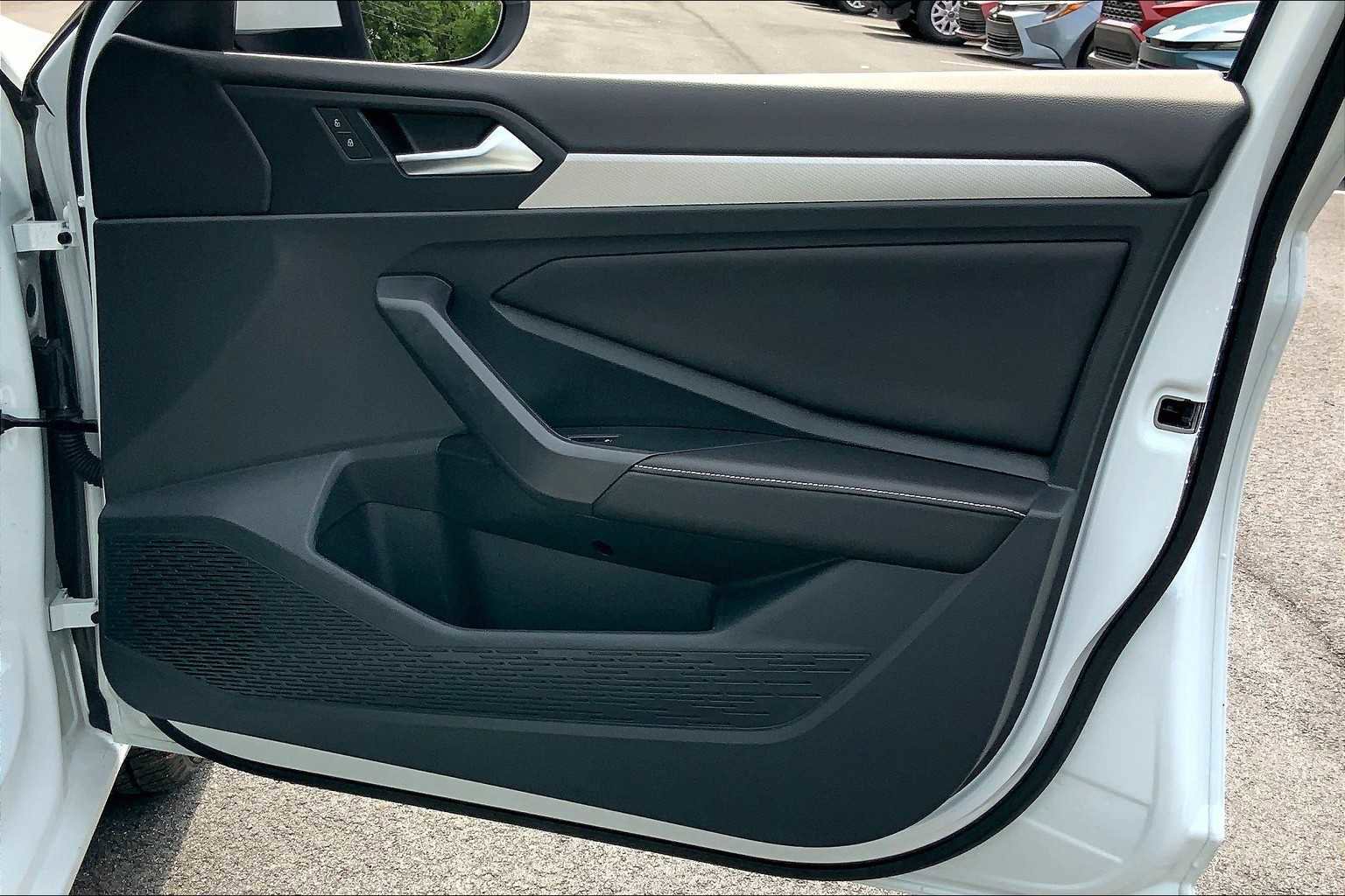 Used 2024 Volkswagen Jetta S image 21