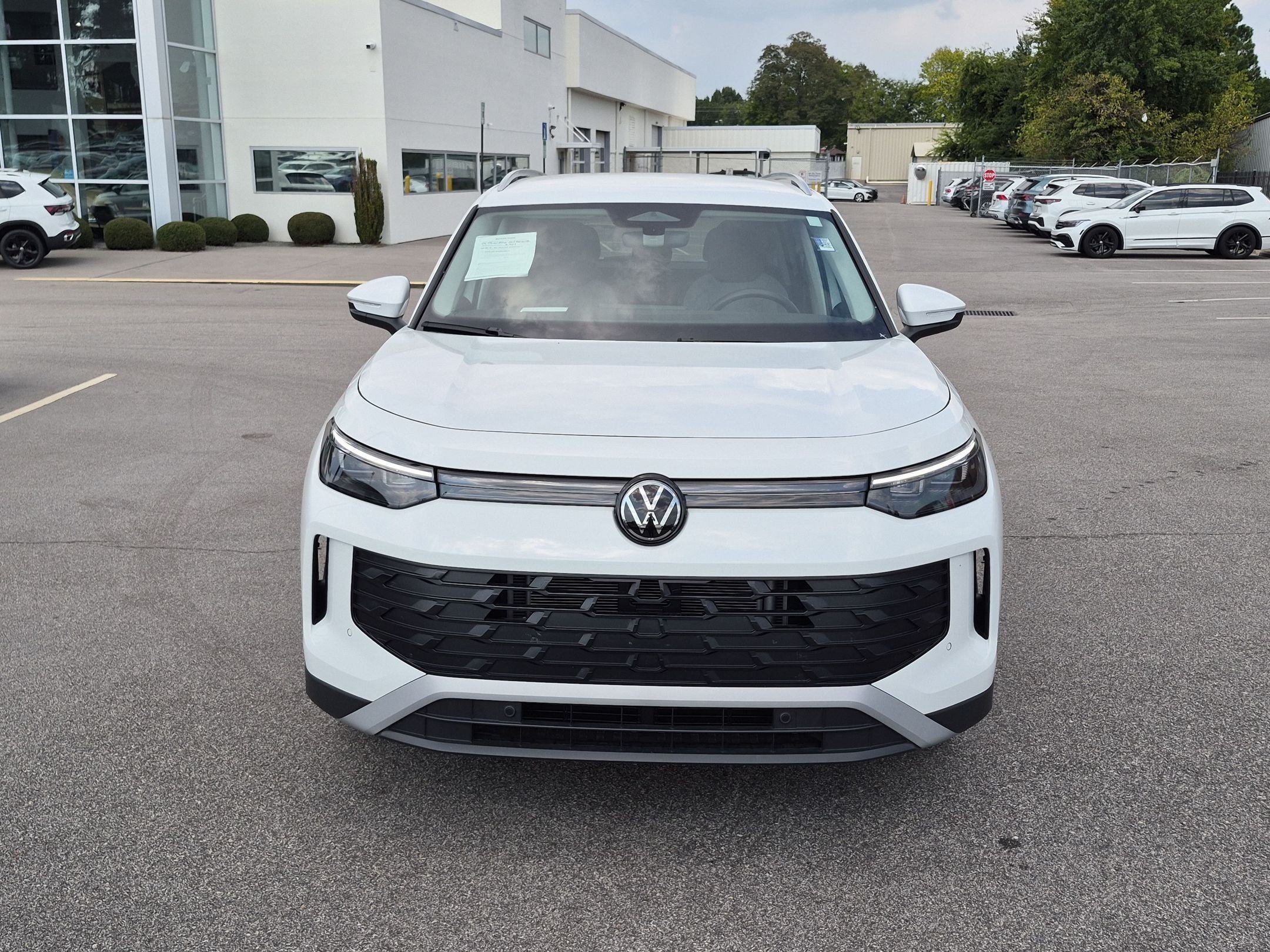 Used 2026 Volkswagen Tiguan S FWD image 8
