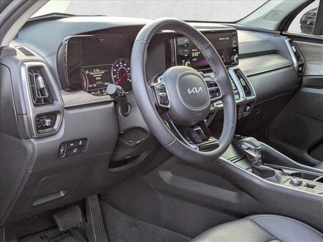 Used 2023 Kia Sorento X-Line EX image 10