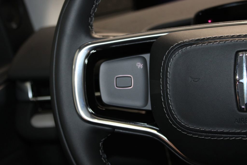 New 2025 Lincoln Navigator Reserve image 49