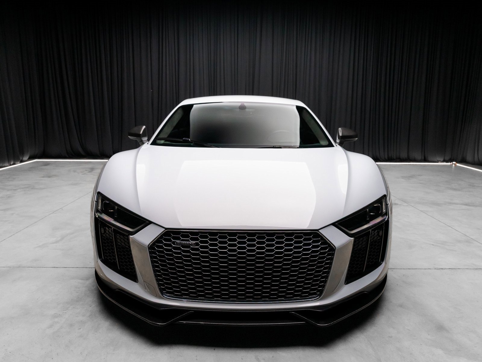 Used 2017 Audi R8 V10 plus image 12